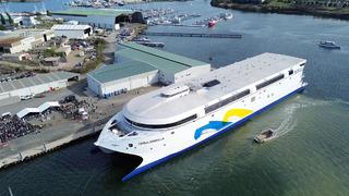Denizlerin Teslası: Dünyanın en büyük elektrikli gemisi ilk testi geçti
