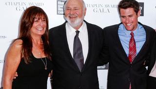 D&uuml;nyaca &uuml;nl&uuml; y&ouml;netmen ve eşi &ouml;ld&uuml;r&uuml;lm&uuml;şt&uuml;! Oğulları tutuklandı