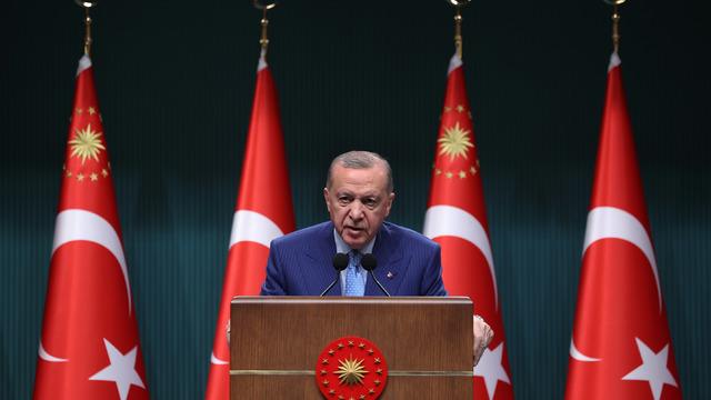 Cumhurbaşkanı Erdoğan: Muhalefetin iş bilmezliğine bakıp umutsuzluğa kapılmayın