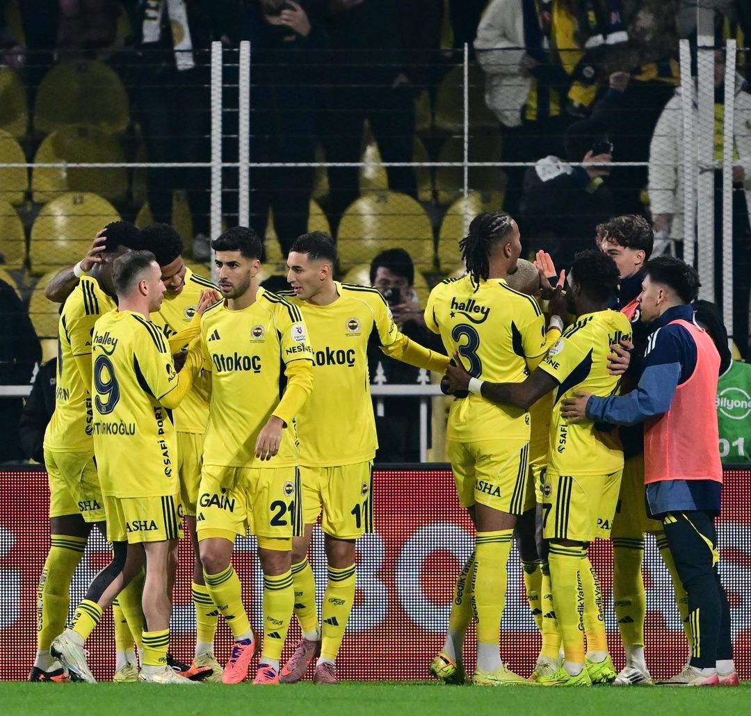 Talisca nın füzesi Konyaspor u devirdi! Brezilyalı bu sezon samba yapıyor 2