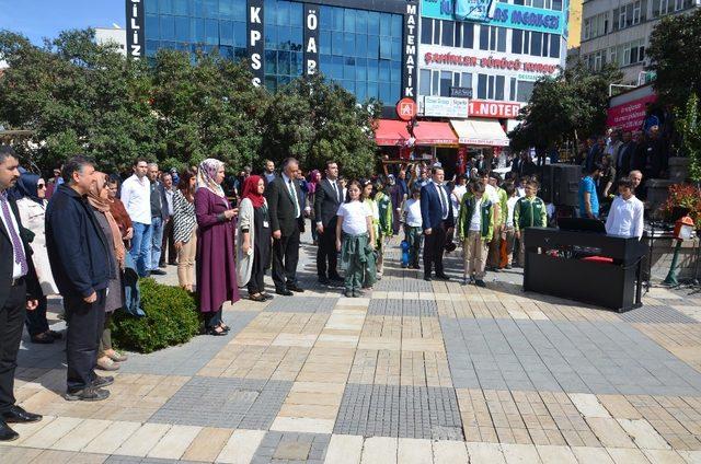 Çamlıca Okullarından Çanakkale Zaferi etkinliği