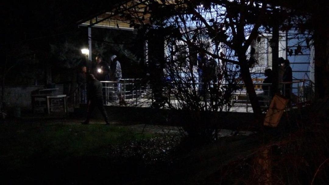 Arkadaşların silahla oyunu kanlı bitti: 1 yaralı 1