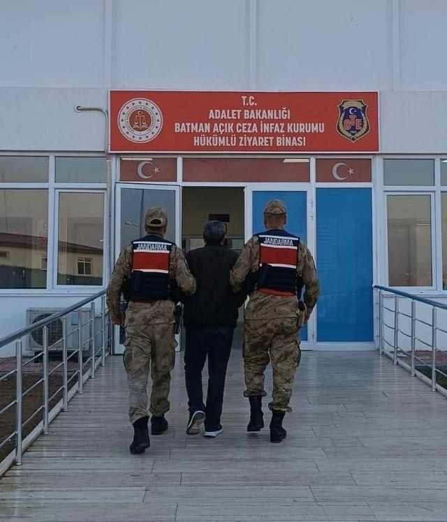 Batman’da çeşitli suçlardan aranan 17 şahıs yakalandı 5