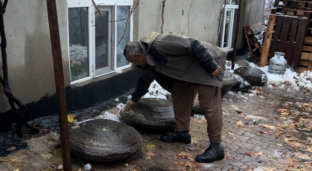 Gizemli taşlar dikkat çekiyor! 5