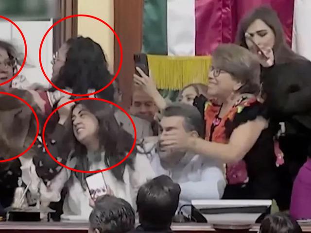 Meksika meclisinde sa&ccedil; sa&ccedil;a baş başa kavga!