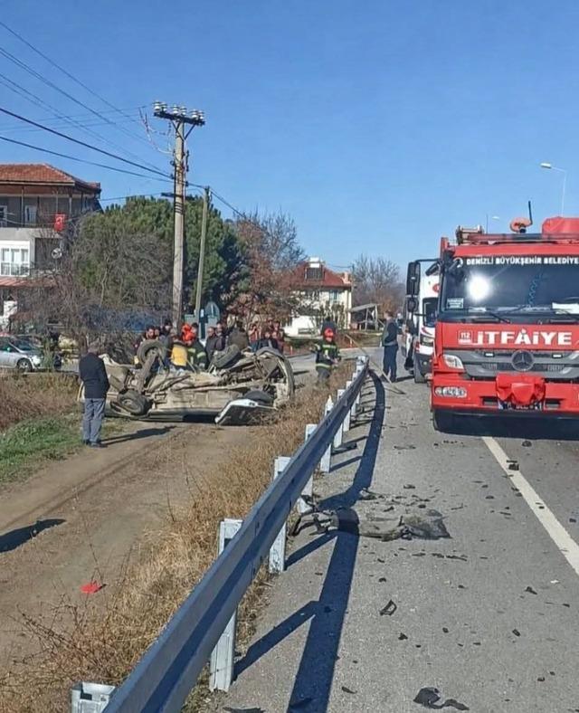 İki aracın çarpıştığı kazada yaşlı sürücü hayatını kaybetti 2