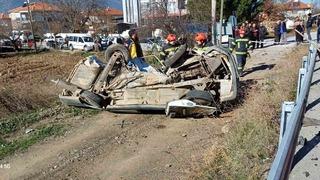 İki aracın çarpıştığı kazada yaşlı sürücü hayatını kaybetti
