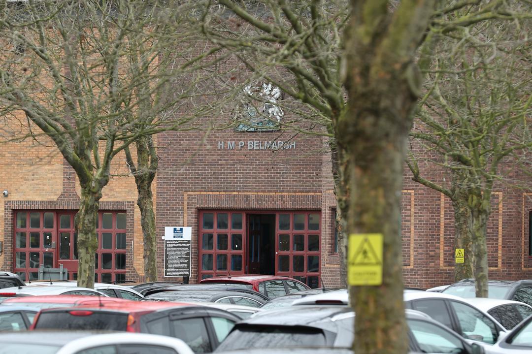 Y&uuml;ksek g&uuml;venlikli cezaevinde skandal: G&ouml;revli mahk&ucirc;mla ilişki yaşadı 2