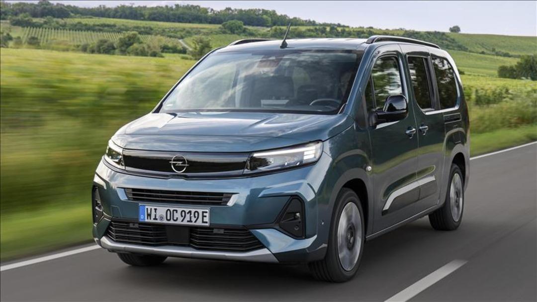 Opel duyurdu: O sıfır araçta belirli meslek gruplarına indirim 1