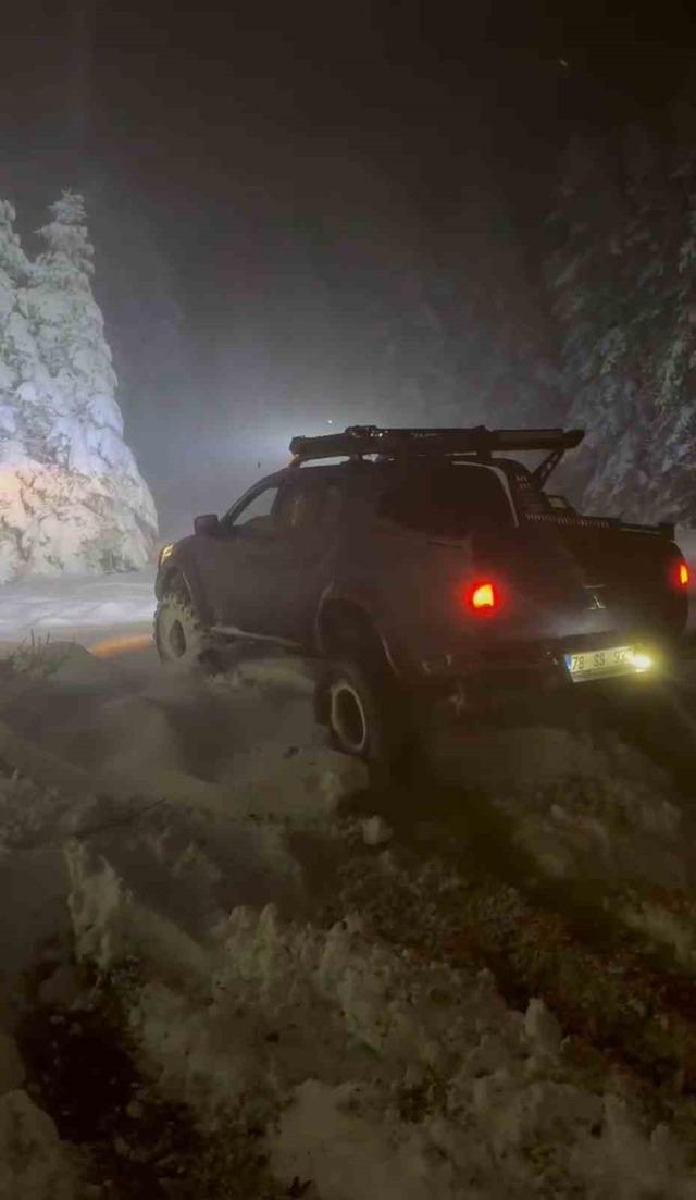 Karabük’ün yüksek kesimlerinde kar kalınlığı 40 santimetreye ulaştı 1