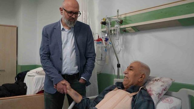 Hibrit aort cerrahisi başarıyla gerçekleştirildi