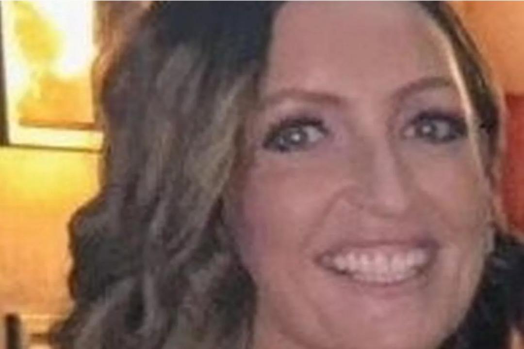 Satışları durdurdular! İnternetten aldığı sütyen göğsünü yaktı 2