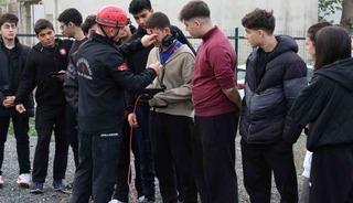 &Uuml;mraniye Belediyesi&rsquo;nden liselerde arama kurtarma eğitimi