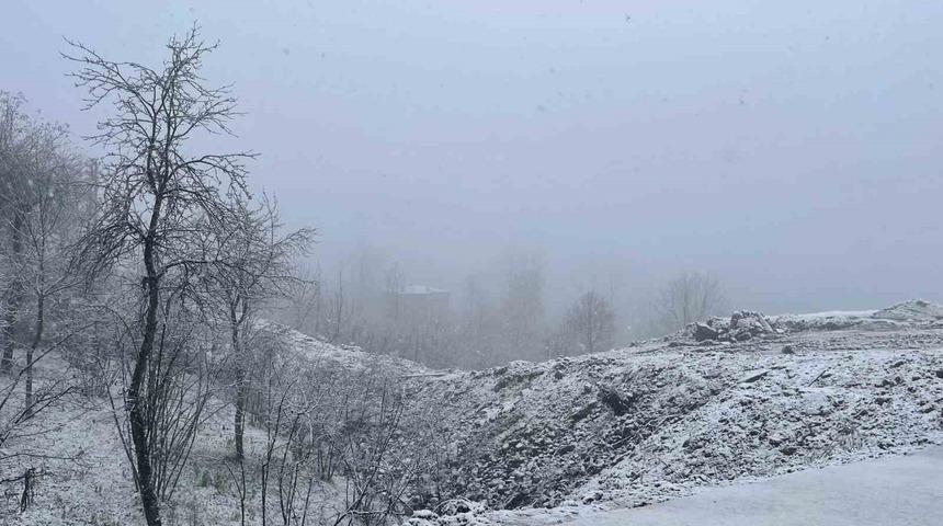 Ordu&rsquo;nun y&uuml;ksekleri beyaza b&uuml;r&uuml;nd&uuml;