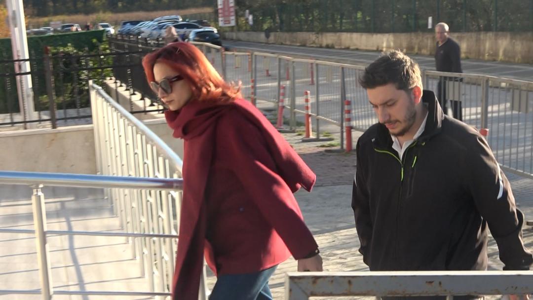 Şarkıcı Güllü nün ölümünde çarpıcı iddia! Merak edilen yazı geldi 1