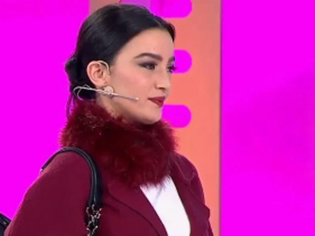 &Ccedil;arkıfelek in efsane hostesi Emel &Ouml;zkızıltaş ın son hali şaşırttı! G&ouml;renler tanıyamıyor  2