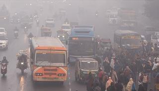 O &uuml;lkede evden &ccedil;alışma zorunluluğu geldi! Nedeni bakın ne