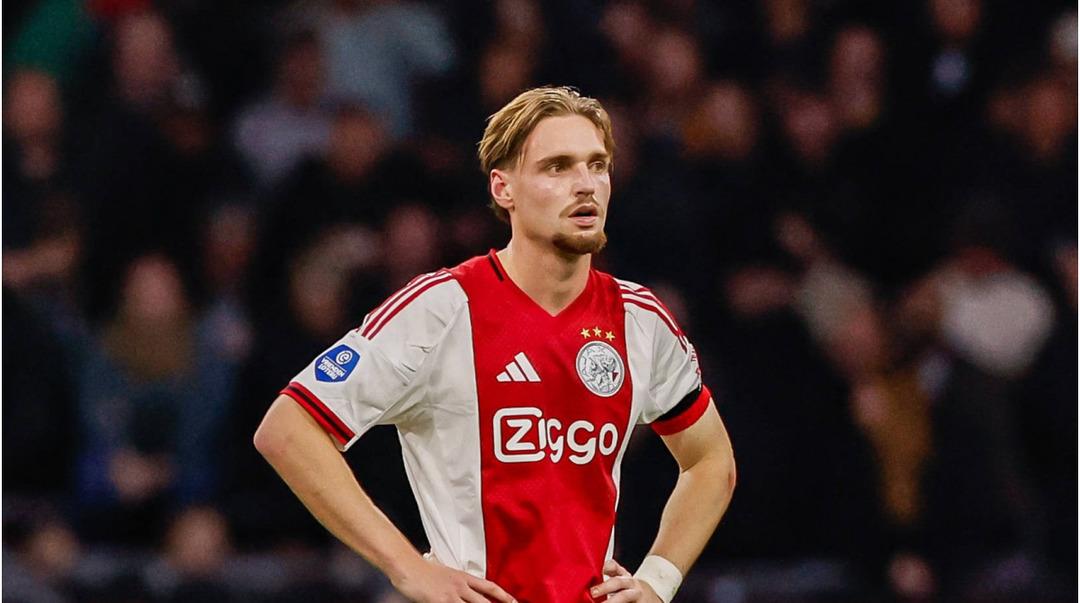 Fenerbah&ccedil;e bitiriyor! Sadettin Saran ın ilk transferi belli oldu: Kul&uuml;p ile g&ouml;r&uuml;şt&uuml;ler 3