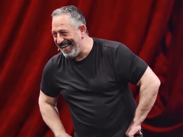 Netflix'ten 31 Aralık'ta Cem Yılmaz s&uuml;rprizi