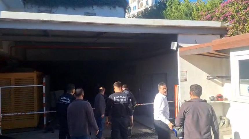 5 yıldızlı otelde yangın &ccedil;ıktı, m&uuml;şteriler tahliye edildi