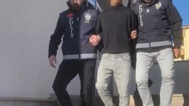 Tartıştığı arkadaşını sokak ortasında bıçaklayıp öldürdü