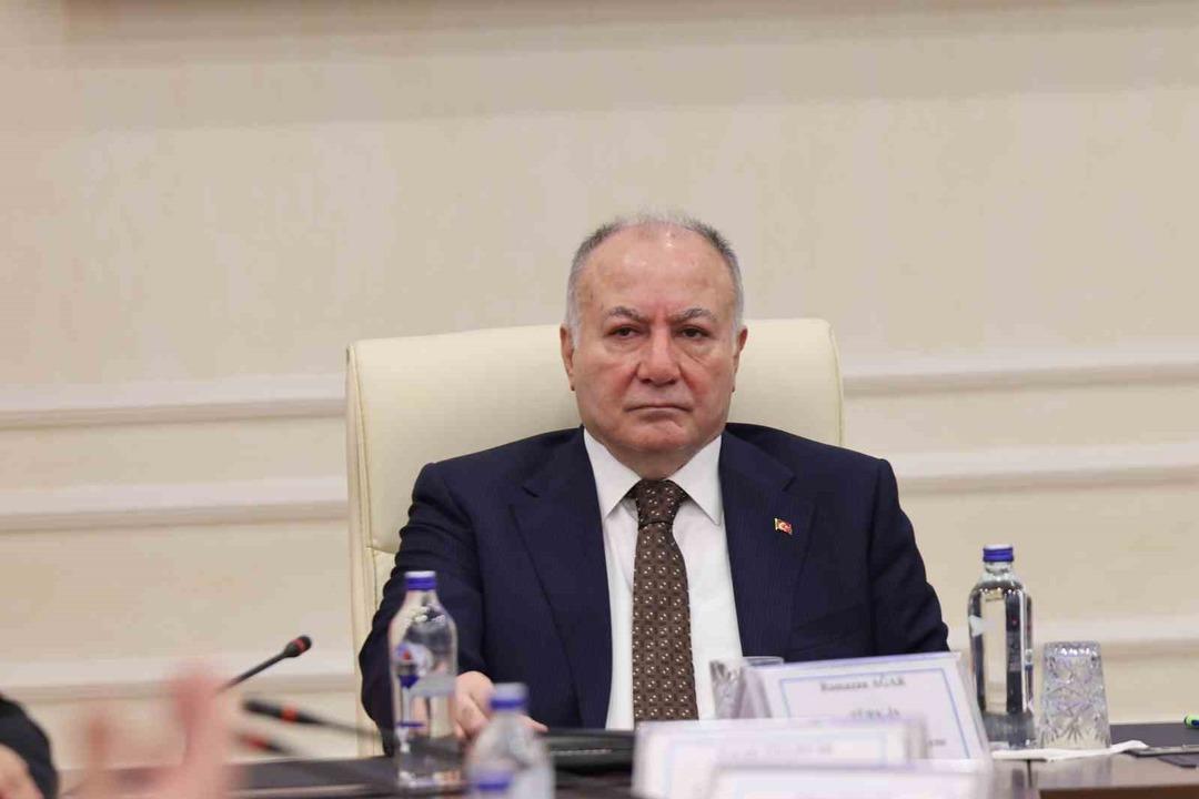 Bakan Işıkhan "Taraflarla g&ouml;r&uuml;ş&uuml;yoruz" demişti! T&uuml;rk-İş ten yanıt: "Bizimle kimse g&ouml;r&uuml;şmedi" 3