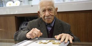 &Ouml;ğrenmek i&ccedil;in para bile teklif etti: Terzi, &ccedil;ift&ccedil;i, şof&ouml;rl&uuml;kten o işe ge&ccedil;ti