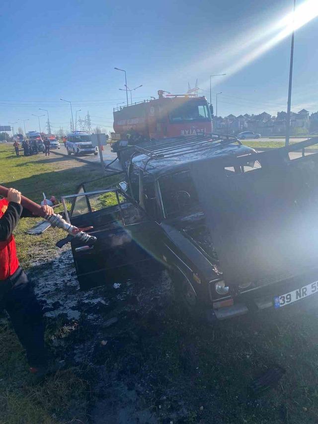Babaeski’de seyir halindeki otomobil alev aldı 2