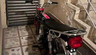 Park halindeki motosiklet &ccedil;alındı