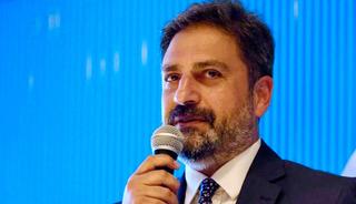 Erhan &Ccedil;elik ekranlara geri d&ouml;n&uuml;yor! Sabah kuşağında yeni program...