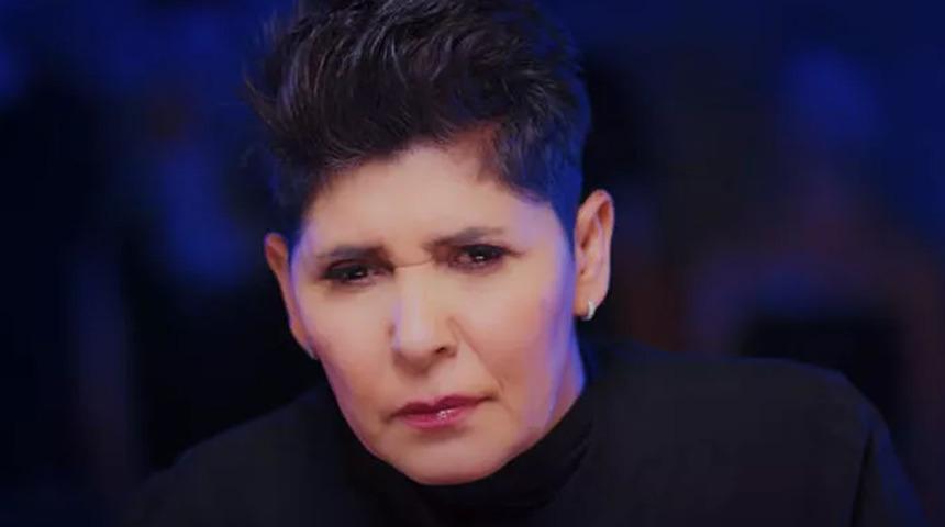 Cansever'den &uuml;zen haber! Kansere yakalandı: Hasta yatağından fotoğraf paylaştı