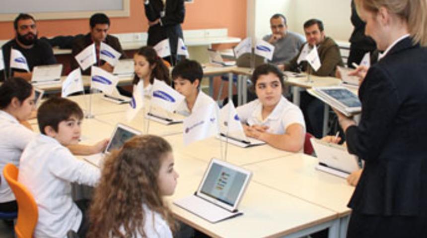 Samsung School T&uuml;rkiye'ye geldi