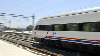 Yüksek hızlı trende rekor yolculuk! Bakan Uraloğlu açıkladı