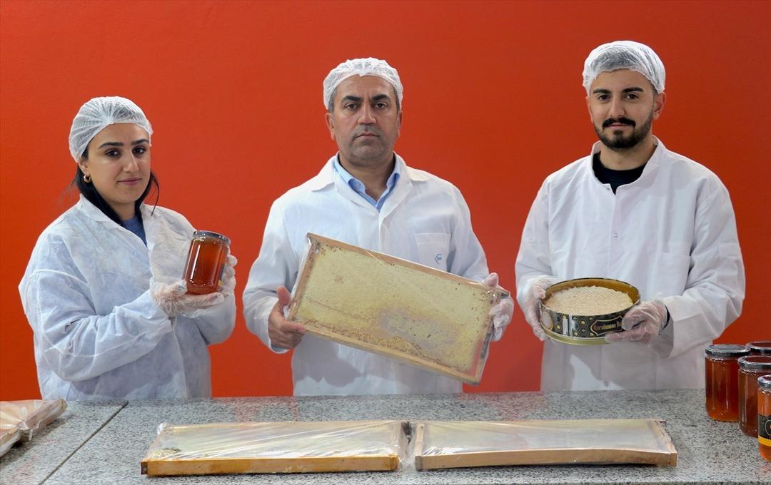 Devlet desteği ile kurdu! Dubai ye 16 ,5 tonluk ihracat yaptı 1