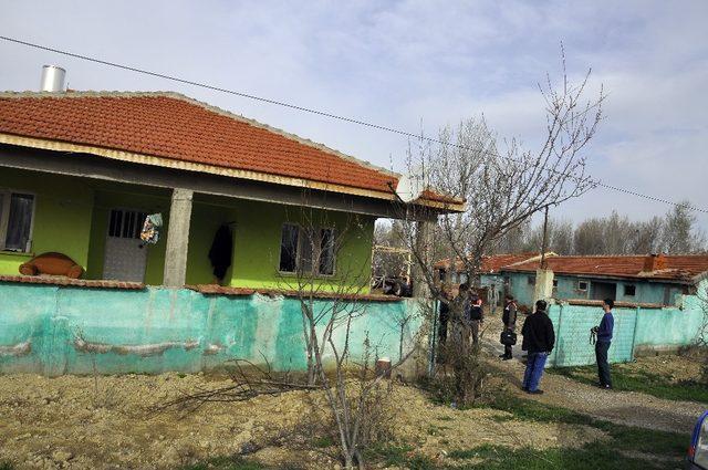 Konya’da çalınan inekler görme engelli sahibine teslim edildi