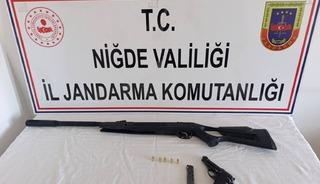 Niğde&rsquo;de yasadışı silah operasyonu: 3 ş&uuml;pheli hakkında adli işlem