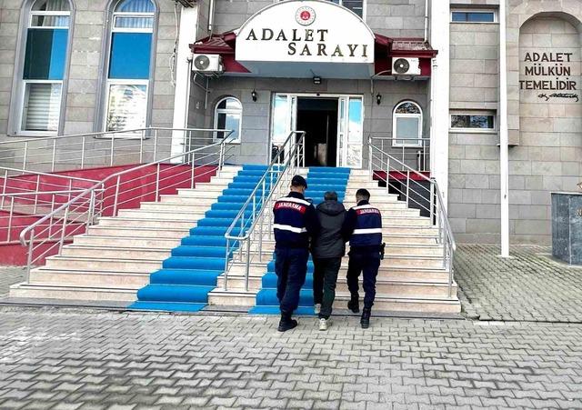 Kesinleşmiş hapis cezası bulunan 3 şahıs yakalandı 1