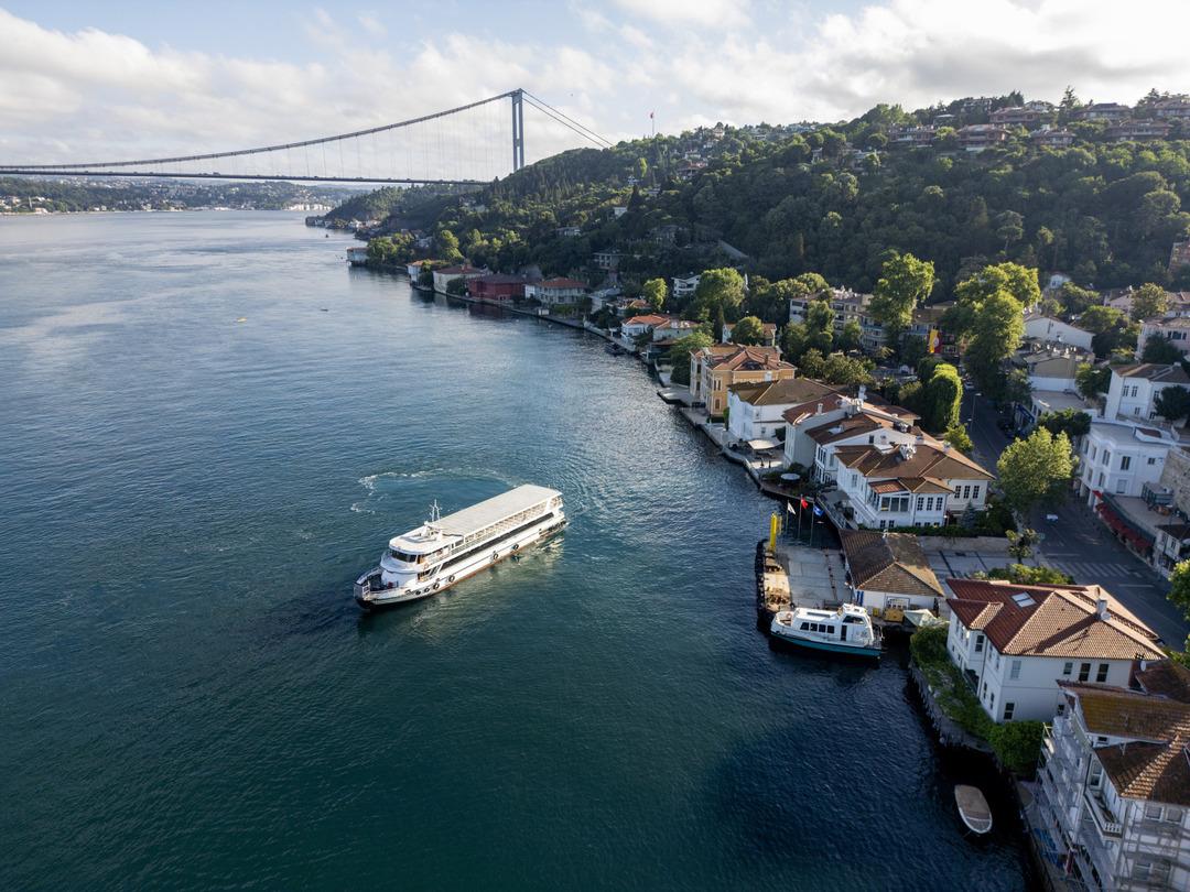 Boğaz daki VIP yalı partilerine katılan ünlülerin yaptıkları ağızları açık bıraktı! Uyuşturucu operasyonunda şok detaylar 1