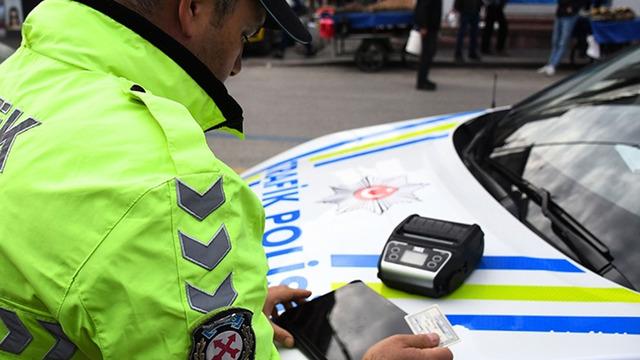 2026 yılında trafik cezaları ne kadar olacak? En düşüğü 1.246 TL, en yükseği 58.207 TL! 
