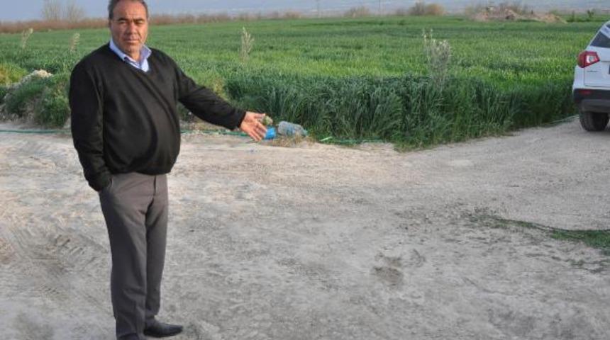 Denizli'de vahşet! &Ouml;ld&uuml;r&uuml;p yarı &ccedil;ıplak halde yol kenarına attılar