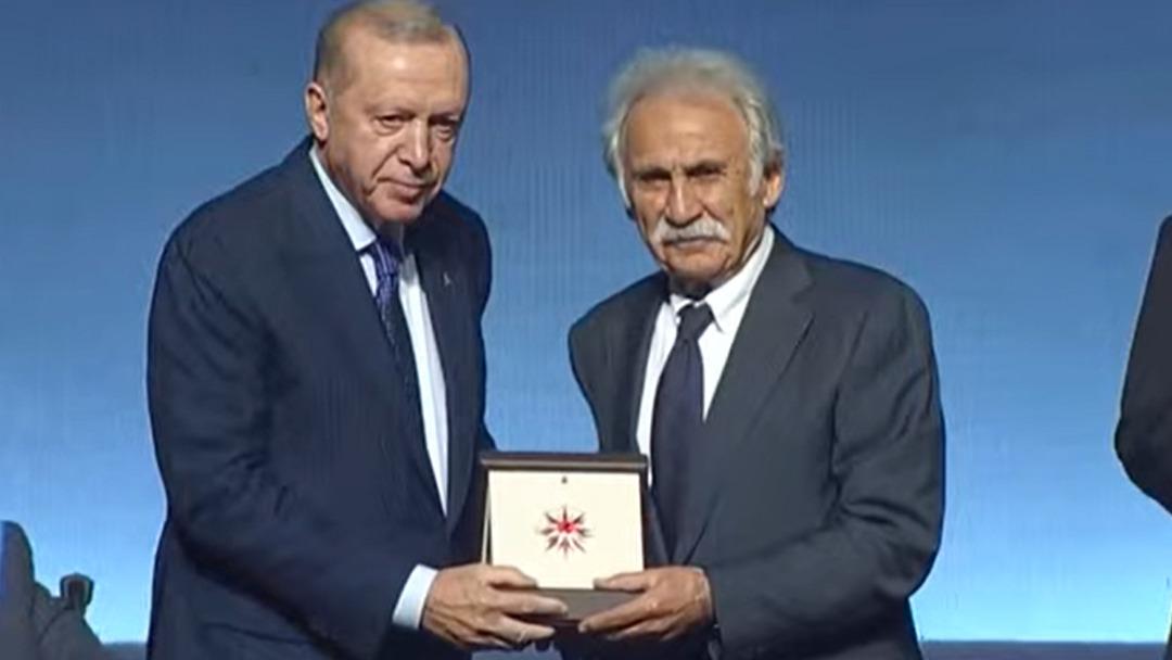 Cumhurbaşkanı Erdoğan: "İnsanı tektipleştiren tüketim kültüründen köklerimize sarılarak kurtulabiliriz" 6