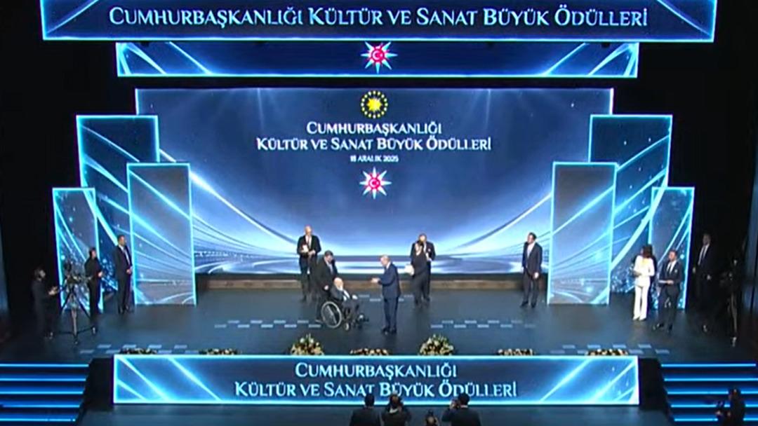 Cumhurbaşkanı Erdoğan: "İnsanı tektipleştiren tüketim kültüründen köklerimize sarılarak kurtulabiliriz" 2