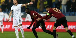 Kupada inanılmaz ma&ccedil;! Sadece 10 dakikada geri d&ouml;nd&uuml;ler