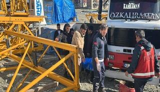 Şantiyede kule vin&ccedil; kazası; 1 iş&ccedil;i yaralandı