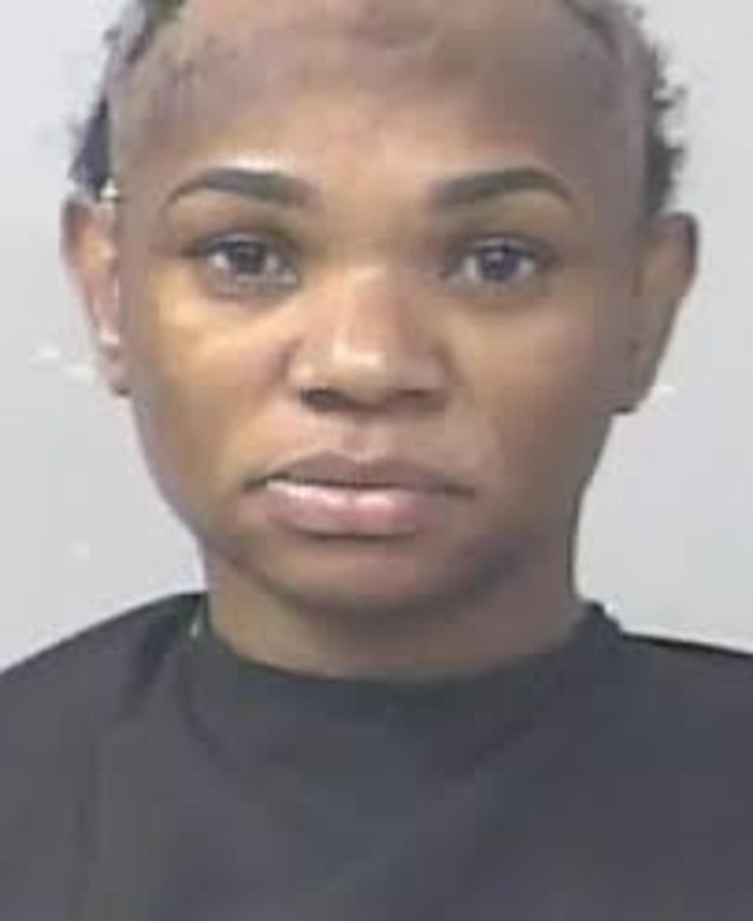 Dolandırıcılıktan yargılanıyordu! Mahkemeye geldiği ara&ccedil;la şaşkına &ccedil;evirdi 1