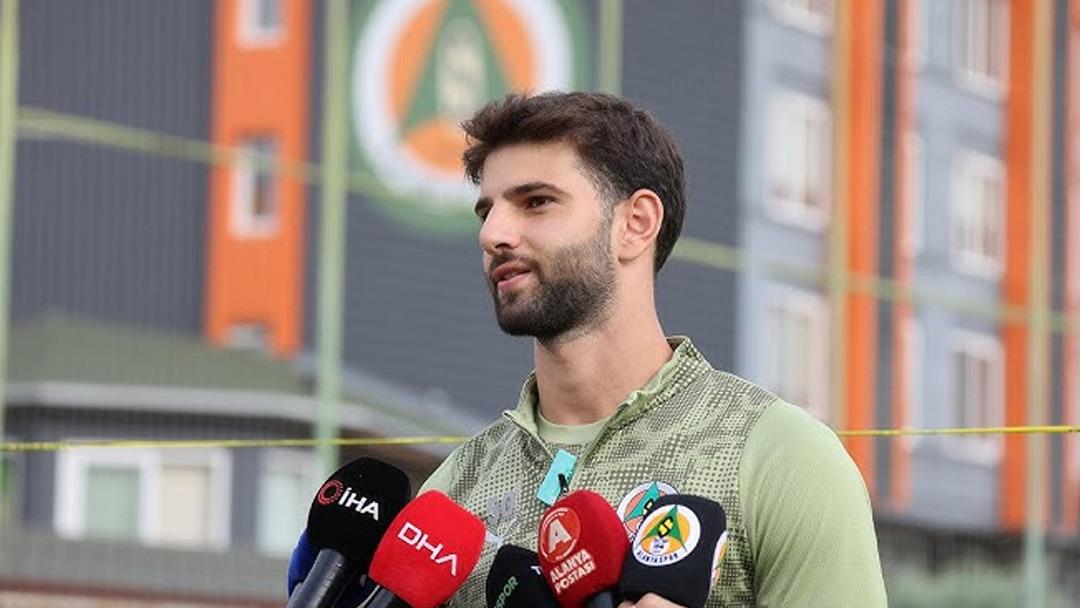 Galatasaray ve Trabzonspor Ümit Akdağ için karşı karşıya 2