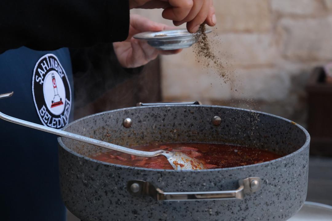 En k&ouml;t&uuml; 6. yemek se&ccedil;ildi! Gaziantepliler tepki g&ouml;sterdi 3