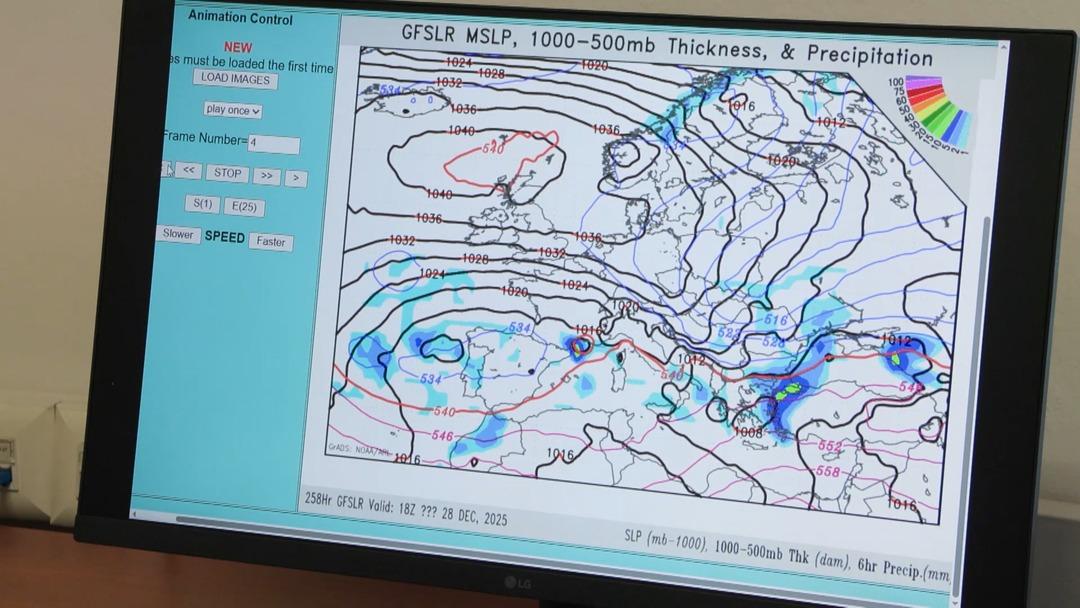 Bir a&ccedil;ıklama da Kandilli den! Tarih verdi: Lapa lapa kar yağacak! 1