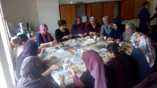 Yozgat’ta Mehmetçik Vakfı yararına kermes düzenlendi