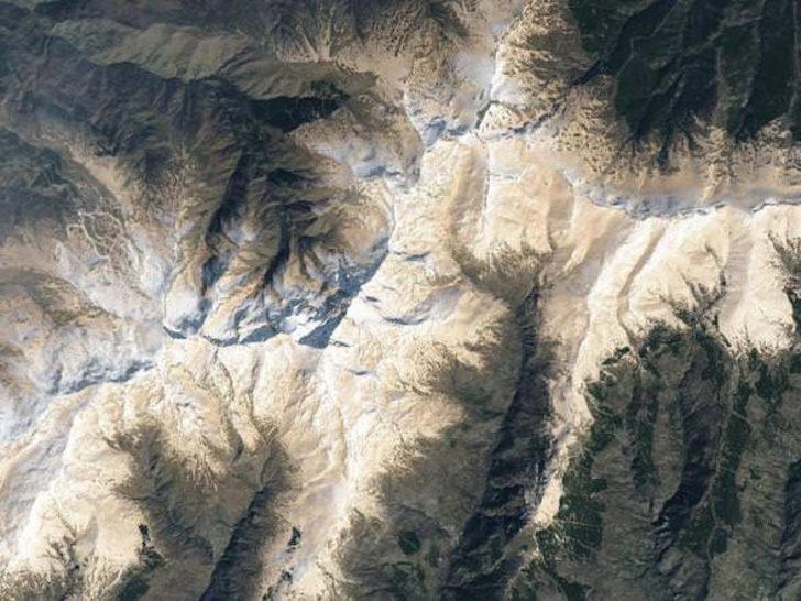 Uzaydan çekilmiş dünya fotoğrafları  G2